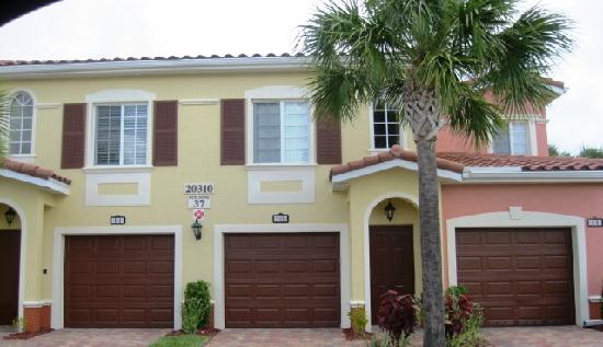 20310 Estero Gardens Cir Unit 201, Estero, FL 33928 