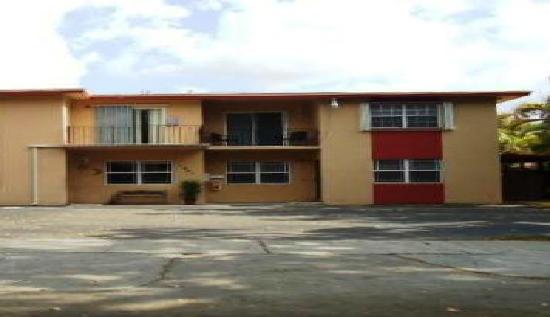 1281 West 44 Street Unit 2, Hialeah, FL 33012 