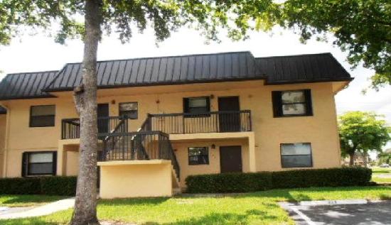 152 Norhtwest 91st Avenue 206, Pembroke Pines, FL 33024 