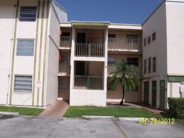 8475 156th Court,312, Miami, FL 33193 