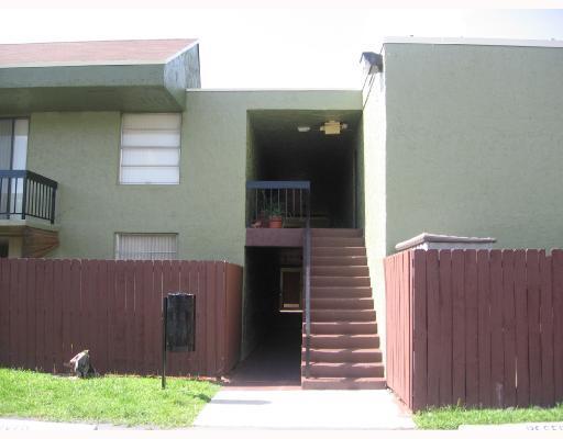 8307 142th Avenue,f-102, Miami, FL 33183 