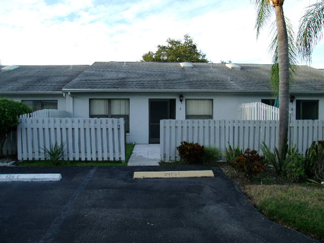 9581 Green Cypress Lane, Fort Myers, FL 33905 