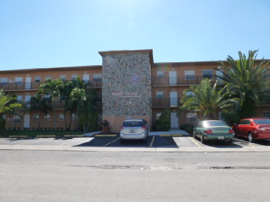 110 2nd Street,107, Hallandale Beach, FL 33009 