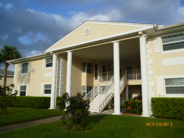 420  GROVE ISLE CIRCLE, VERO BEACH, FL 32962 