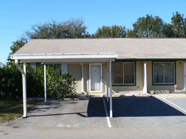 215 Winter Ridge Blvd,8, Winter Haven, FL 33881 