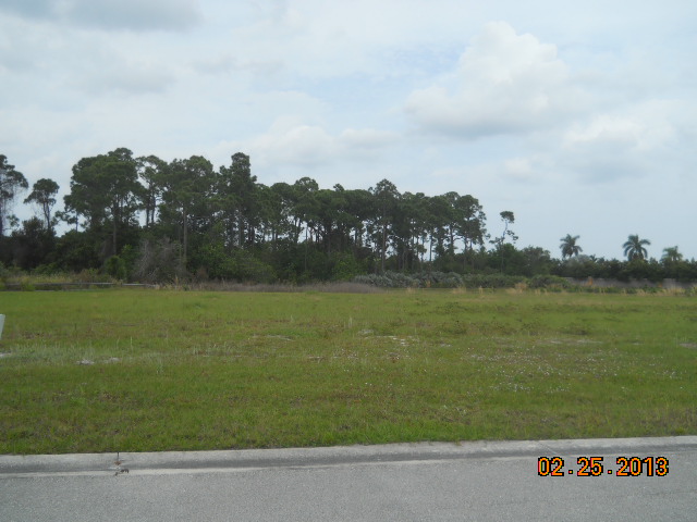 264 SE Via Sangro, PORT ST LUCIE, FL 34952 