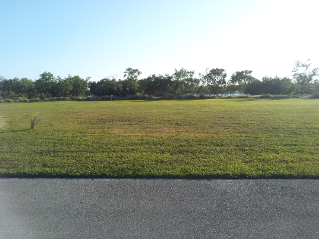 9215  MARSH ISLAND DR, VERO BEACH, FL 32963 