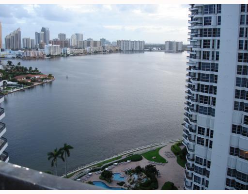 19195 NE 36 CT # 2703, Aventura, Florida 33180 