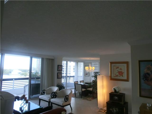 3600 MYSTIC POINTE DR # 1206, Aventura, Florida 33180 