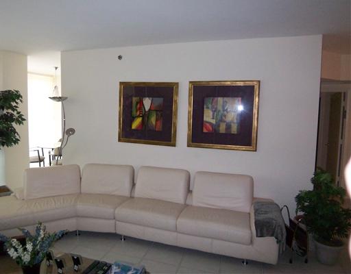 7000 ISLAND BL # 2408, Aventura, Florida 33160 