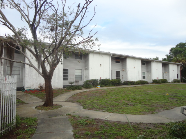 7323 Jackson Springs Rd, Tampa, FL 33634 