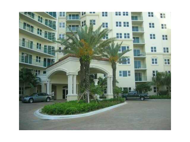 19900 E COUNTRY CLUB DR # TS11, Aventura, Florida 33180 