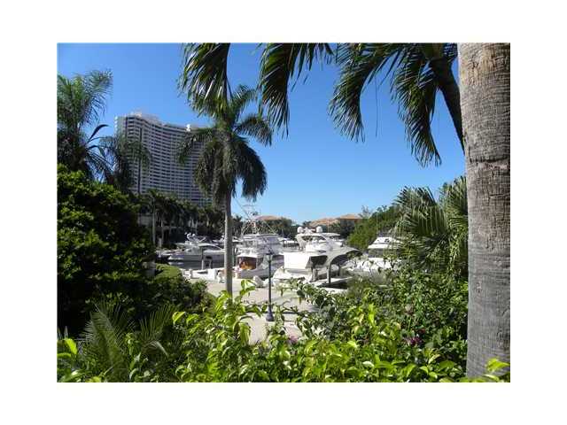 3900 ISLAND BL # B104, Aventura, Florida 33160 