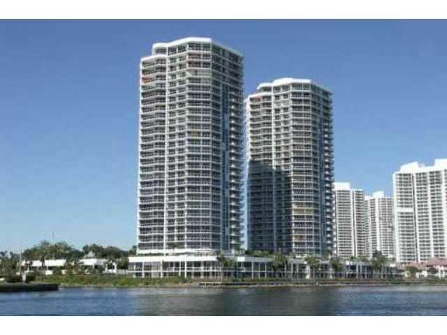 3801 NE 207 ST # TH1, Aventura, Florida 33180 