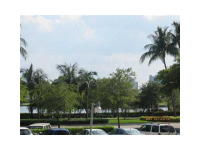 3675 N Country Club Dr # 104, Aventura, Florida 33180 