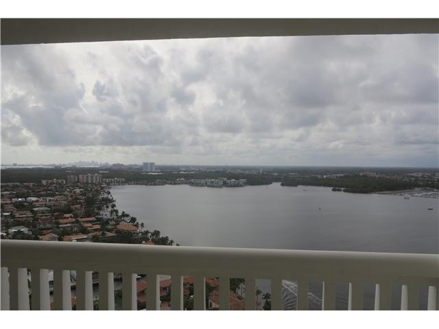 1000 ISLAND BL # 2806, Aventura, Florida 33160 
