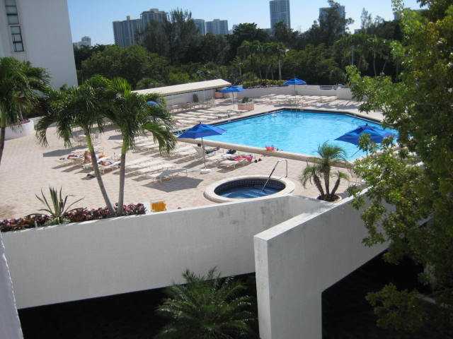 20225 NE 34 CT # 415, Aventura, Florida 33180 