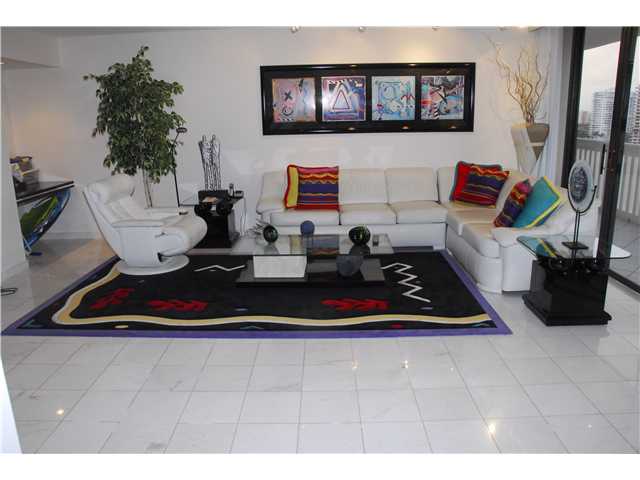 1000 ISLAND BL # 1406, Aventura, Florida 33160 