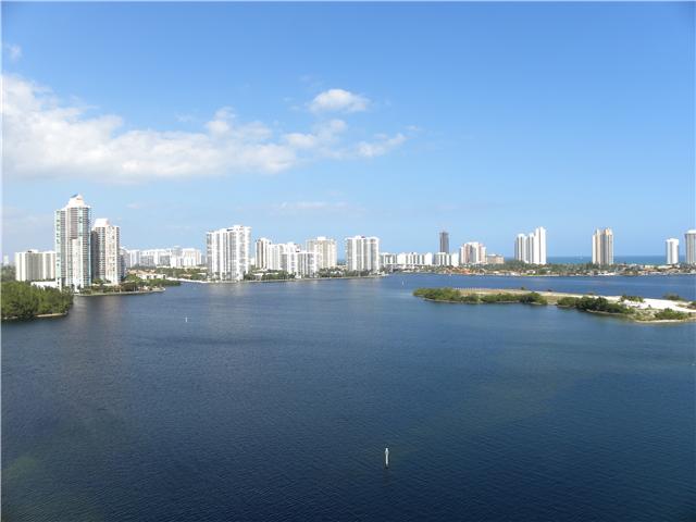 7000 ISLAND BL # 1506, Aventura, Florida 33160 