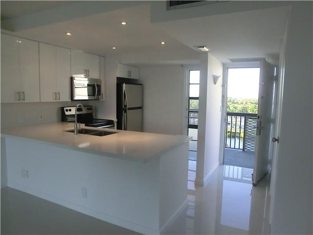 3475 N COUNTRY CLUB DR # 804, Aventura, Florida 33180 