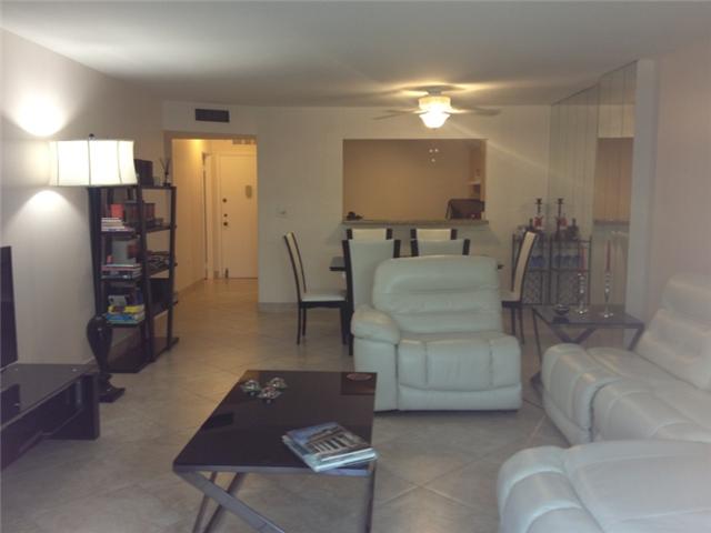 2780 NE 183 ST # 105, Aventura, Florida 33160 