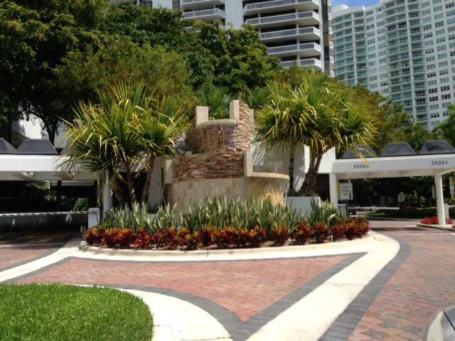 20281 E COUNTRY CLUB DR # 403, Aventura, Florida 33180 