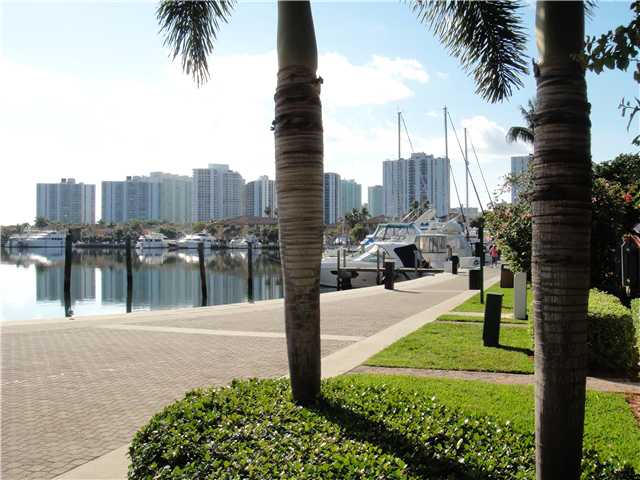 21396 MARINA CV CR # 16-J, Aventura, Florida 33180 
