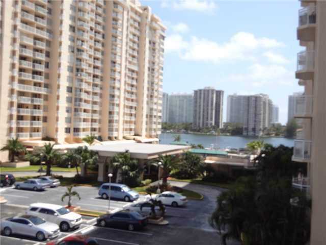 18011 BISCAYNE BL # 402-1, Aventura, Florida 33160 