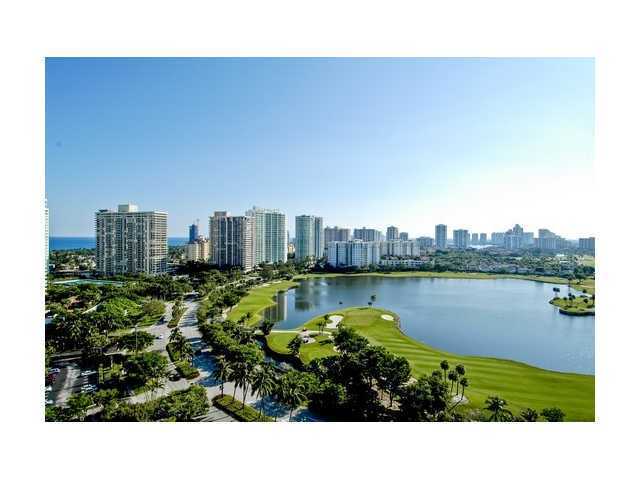 3675 N COUNTRY CLUB DR # 1204, Aventura, Florida 33180 