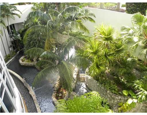 21200 POINT PL # 403, Aventura, Florida 33180 