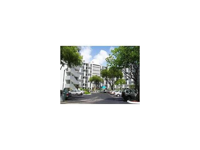 3401 N COUNTRY CLUB DR # 811, Aventura, Florida 33180 