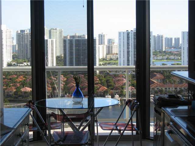 3640 YACHT CLUB DR # 2007, Aventura, Florida 33180 