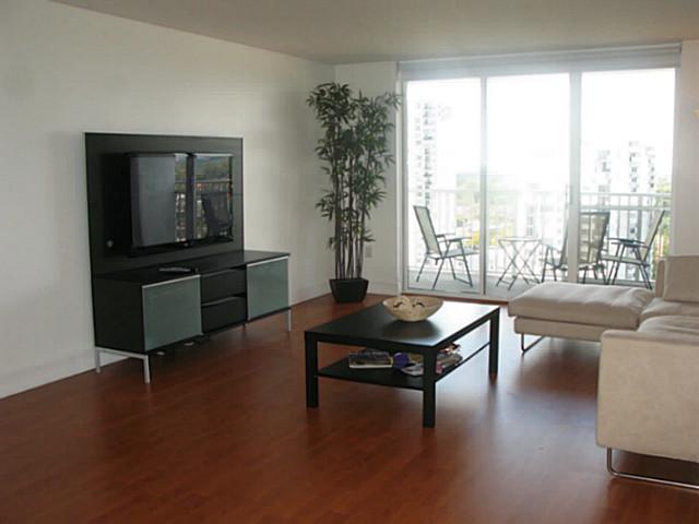 2801 183 ST # 2015W, Aventura, Florida 33160 