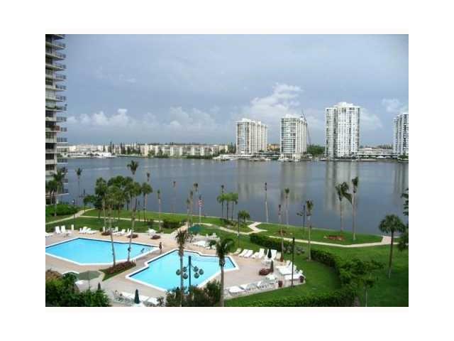 18181 NE 31 CT # 2705, Aventura, Florida 33160 