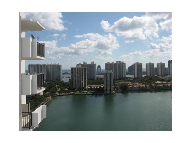 2750 NE 183 St # 2001, Aventura, Florida 33160 