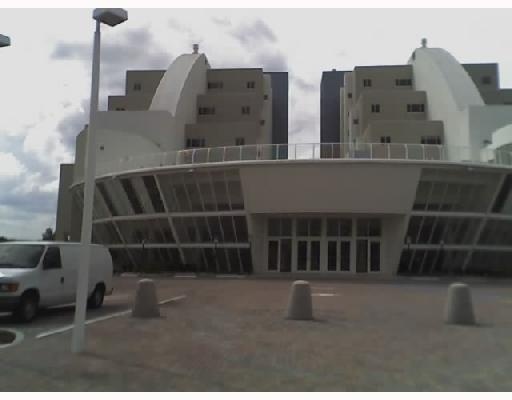 1750 NW 107 AV # R-904, Doral, Florida 33172 