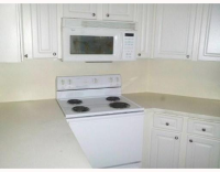 8343 LAKE DR # 305, Doral, Florida 33166 