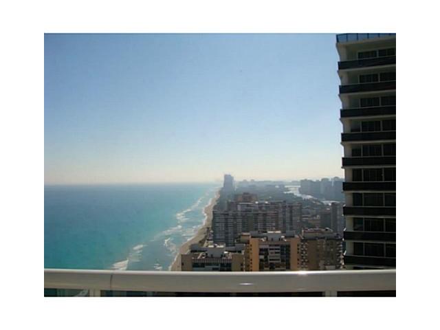 1830 S Ocean Dr # 3904, Hallandale, Florida 33009 