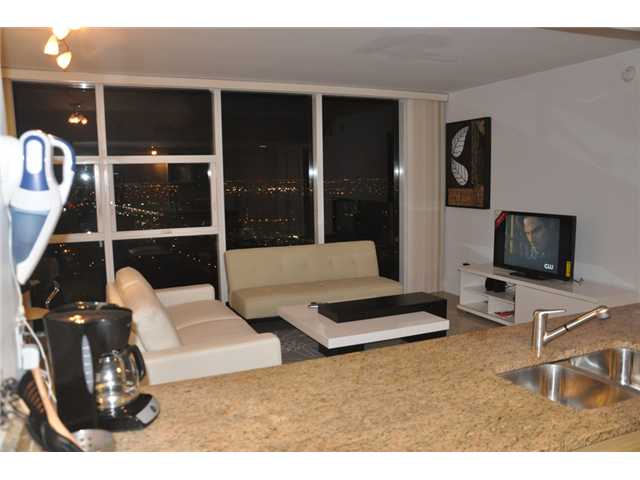 1830 OCEAN DR # 2707, Hallandale, Florida 33009 