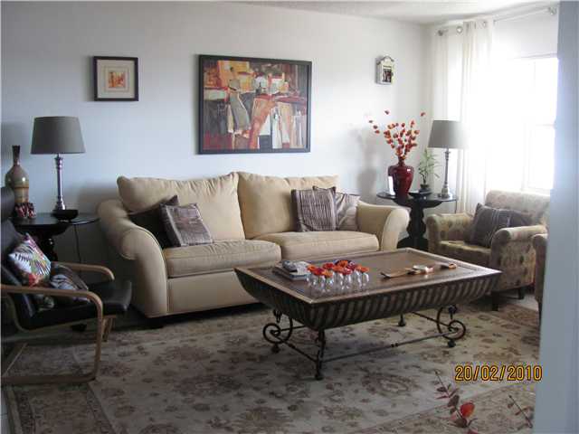 401 Golden Isles Dr # 1015, Hallandale, Florida 33009 