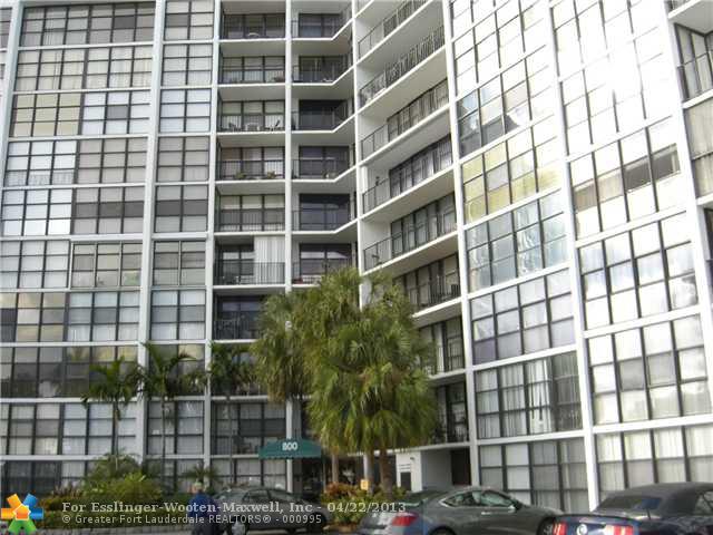 800 PARKVIEW DR # 409, Hallandale, Florida 33009 
