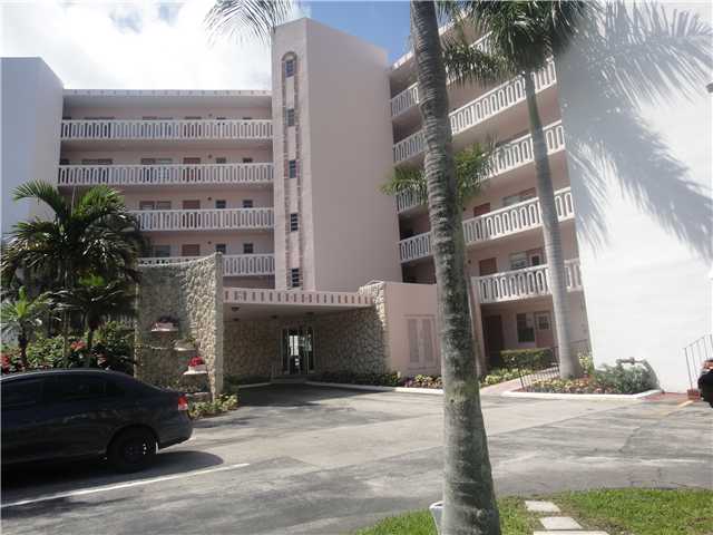 3181 S OCEAN DR # 208, Hallandale, Florida 33009 