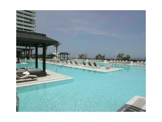 1830 S OCEAN DR # 2703, Hallandale, Florida 33009 