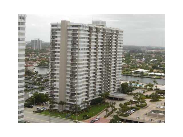 1980 S OCEAN DR # 2 G, Hallandale, Florida 33009 