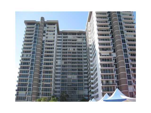 2030 S OCEAN DR # 1727, Hallandale, Florida 33009 