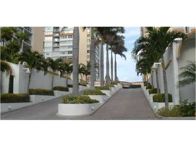 1890 S OCEAN DR # 103TS, Hallandale, Florida 33009 