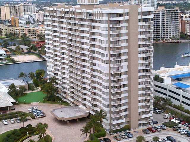 1965 S OCEAN DR # 12 B, Hallandale, Florida 33009 
