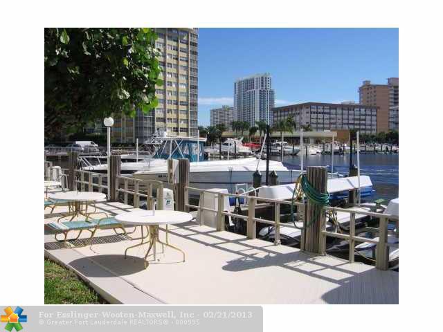 2500 DIANA DR # 116, Hallandale, Florida 33009 