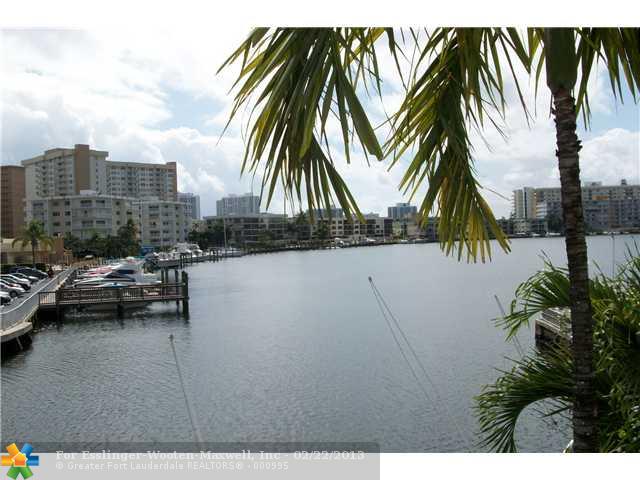 2500 DIANA DR # 210, Hallandale, Florida 33009 