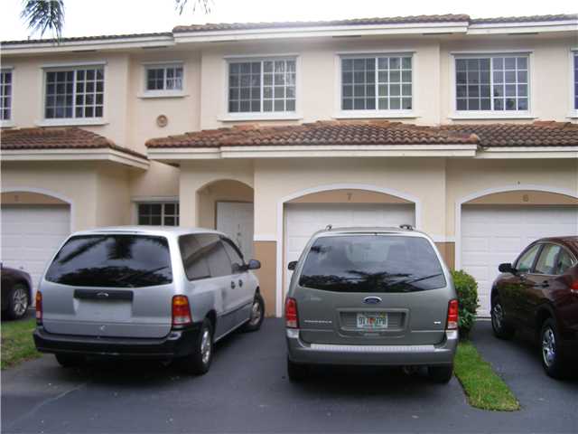 723 SW 6TH ST # 7, Hallandale, Florida 33009 